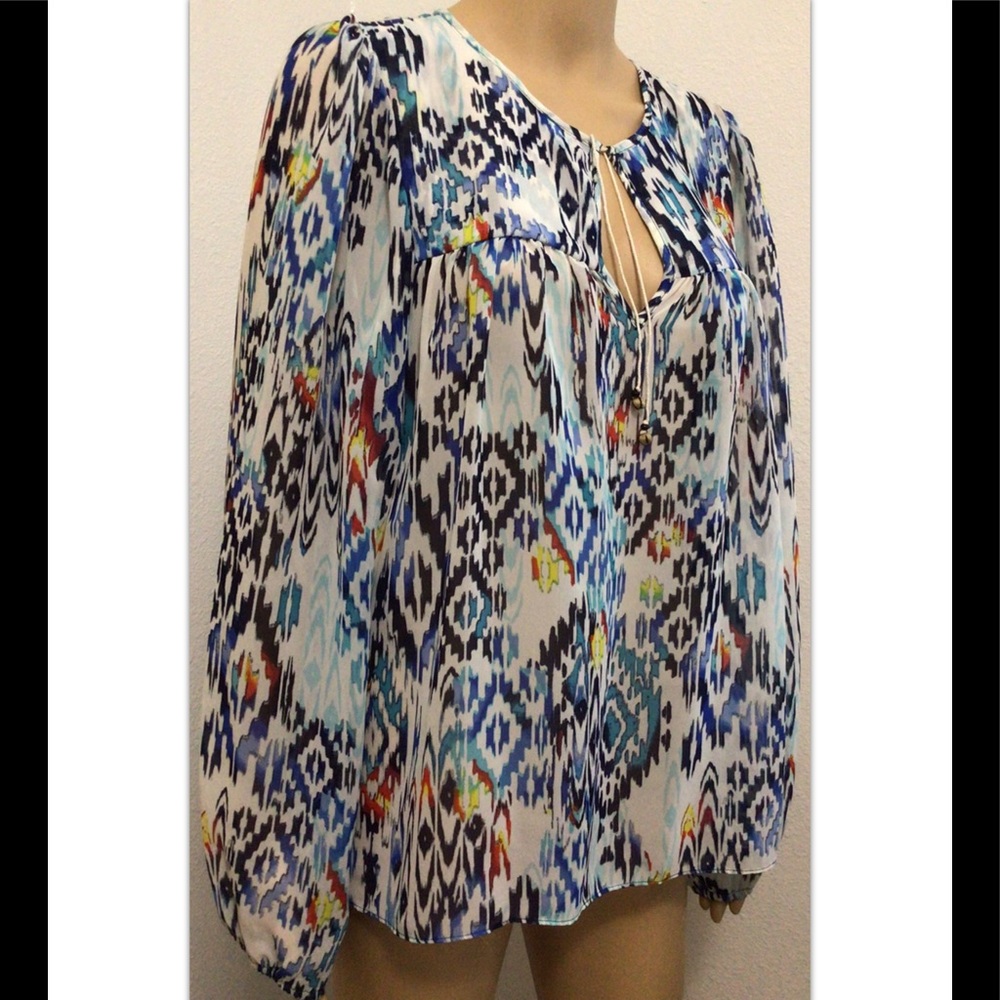 T bags blouse women’s Sz M multicolor